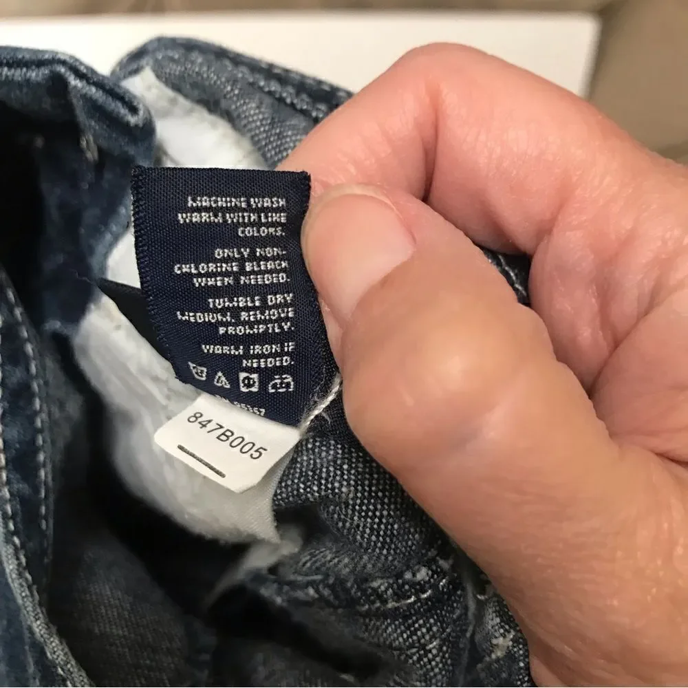 ‎OshKosh B’gosh polar expedition denim overalls 6–9 months